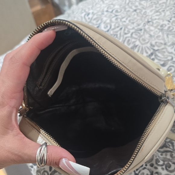 Salvatore Ferragamo Beige RARE Vantage Shoulder Bag AUTHENTIC - Picture 8 of 16